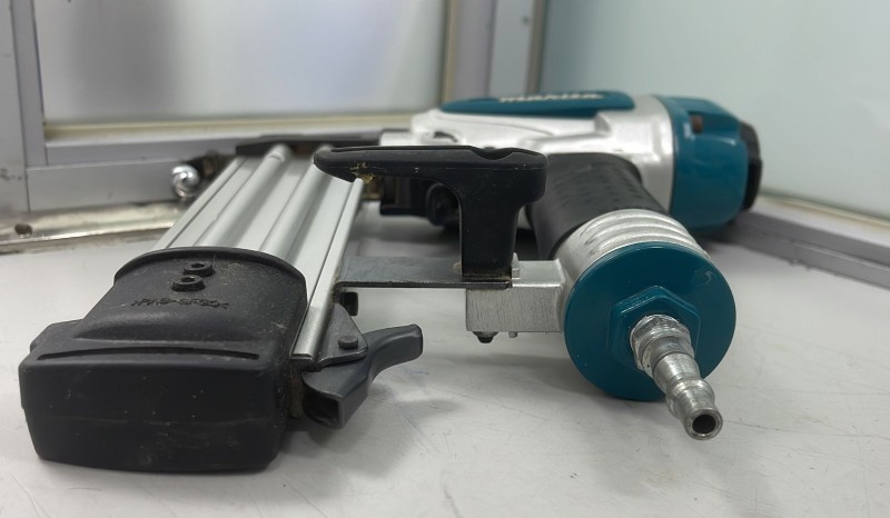 Makita, Af505, Pneumatic Brad Finishing Nailer, | 044300076256 | Cash ...