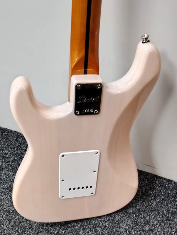 Fender Squire Player II Stratocaster - 2020 Made In Indonesia White ...