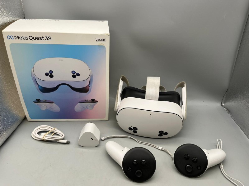 64GB Oculus Quest 2 for £149.99 Second Hand