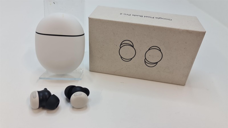 Google Pixel Bubs Pro 2 White for £80.00 Second Hand