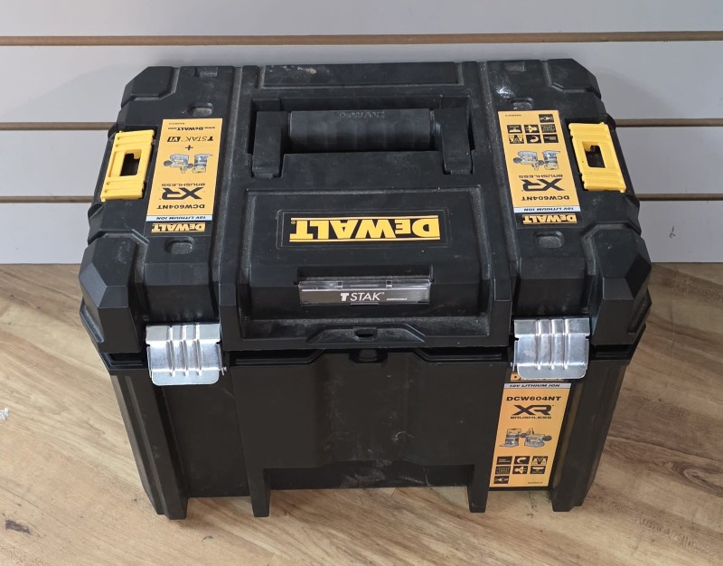 Router Set Dewalt Router Dcw604nt - With 5.0 Ah 18V Battery ...