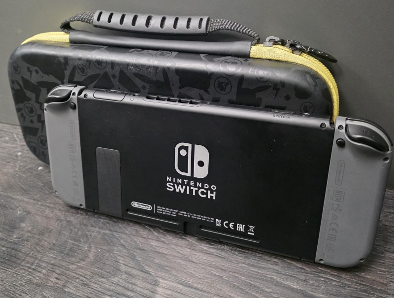 Nintendo Switch Black for £99.99 Second Hand