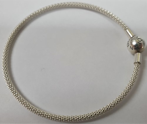 Pandora Mesh Bracelet Review: Should You Buy One? - YouTube