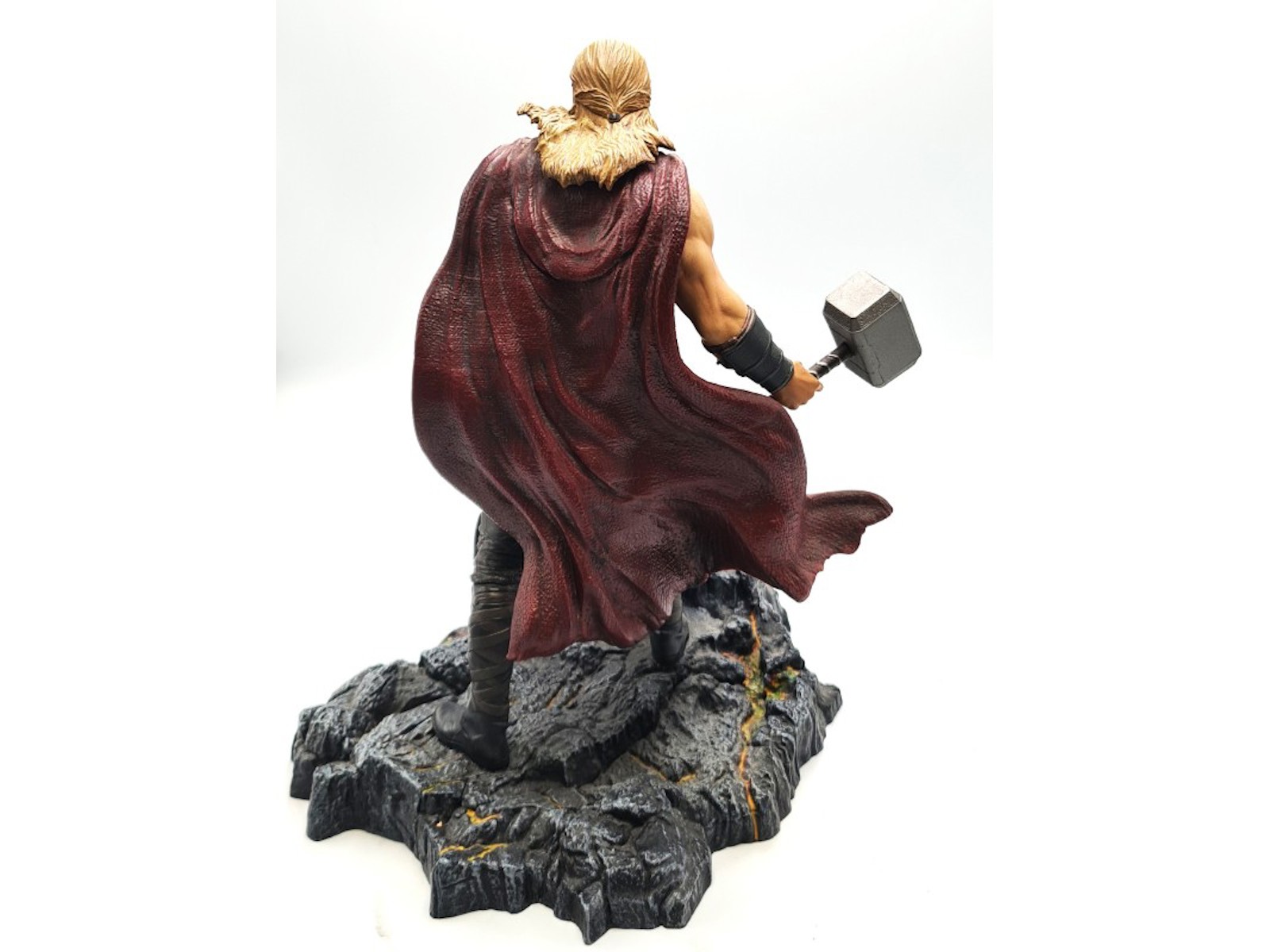 Thor Ragnarock Statue Marvel Gallery Thor Ragnarok Statue | 058700022210 | Cash Converters