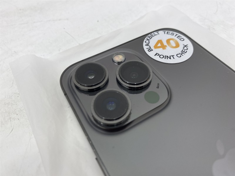 Apple iPhone 13 Pro 128GB Black for £304.99 Second Hand