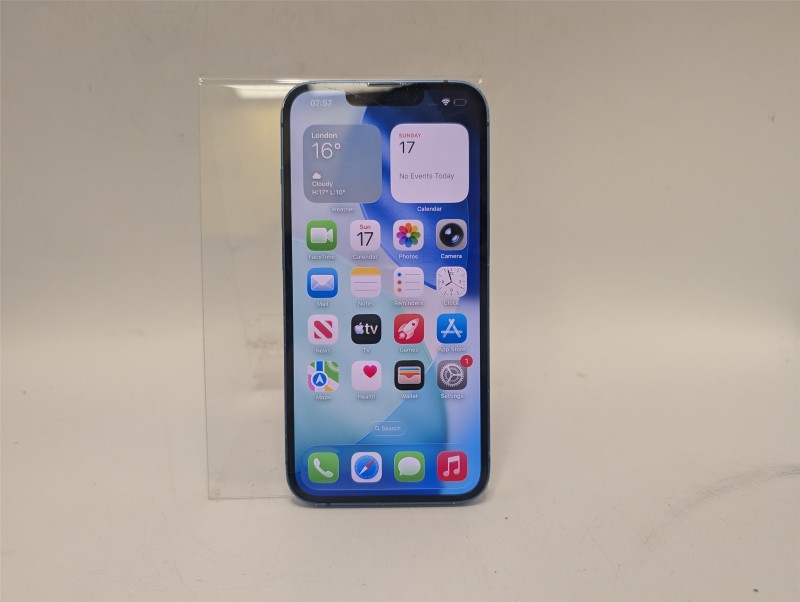 Apple iPhone 15 86% Battery Health 128GB Black for £329.99 Second Hand