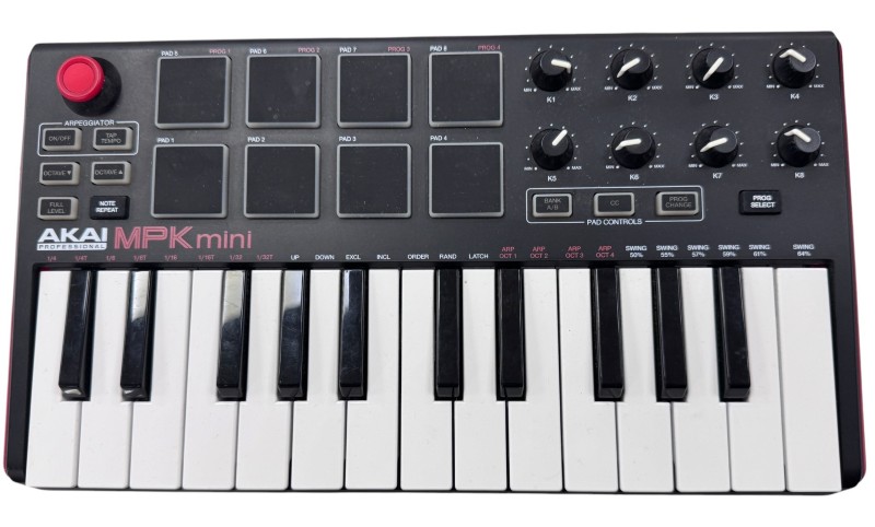 Akai Red | 053700226804 | Cash Converters