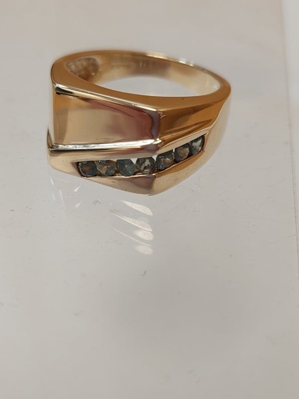 9ct Gem Set Signet Ring Yellow Gold Mens Ring SizeT | 045900058171 ...