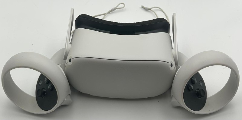Meta / Oculus Quest 2 Vr Headset (With Controllers) - 64GB