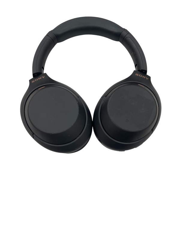 Beats Studio Pro A2924 Black for £99.99 Second Hand
