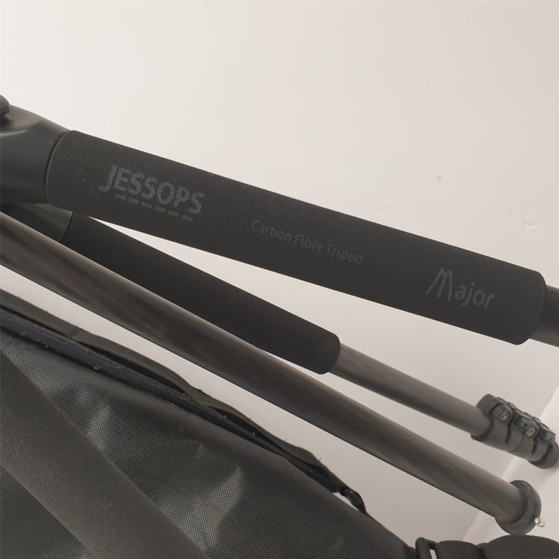 Jessops Major 64-153cm. Carbon Fibre Camera Tripod. | 038600320945 ...