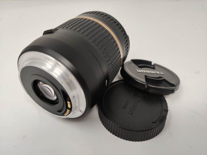 Tamron 18-270mm F/3.5-6.3 Black for £49.99 Second Hand