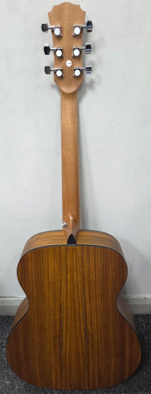 Freshman Acoustic Brown | 015900155419 | Cash Converters