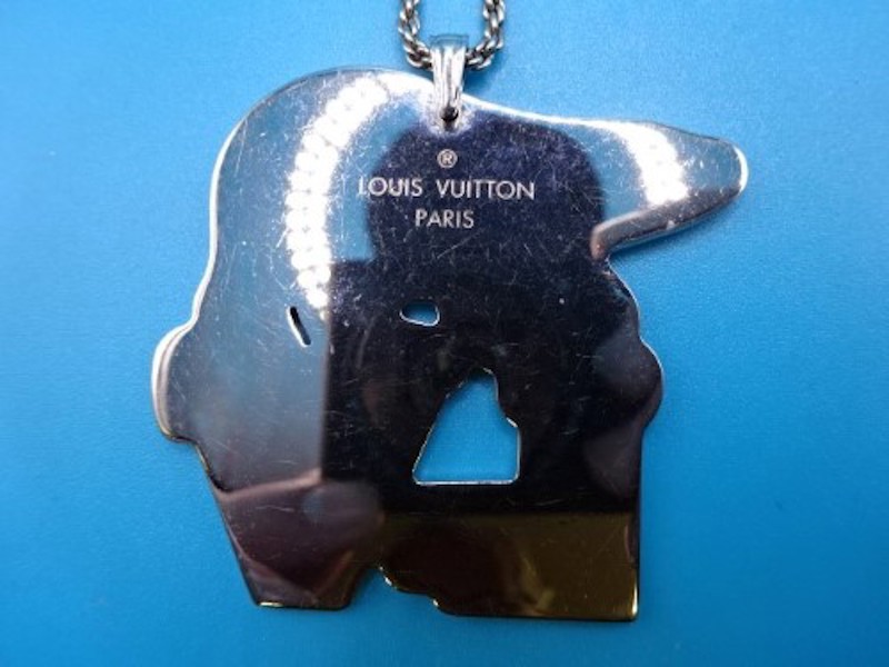 Metal Louis Vuitton Nigo Mountain Bear Necklace 10G