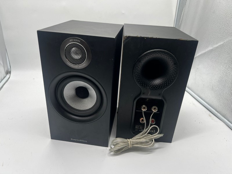 Bowers & Wilkins 607 S2 Anniversary Edition (Matte Black