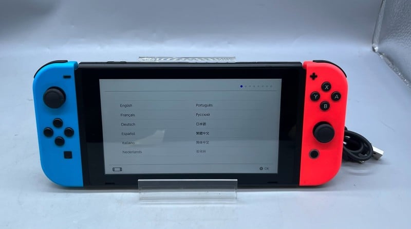 Nintendo Switch 32GB White for £89.99 Second Hand