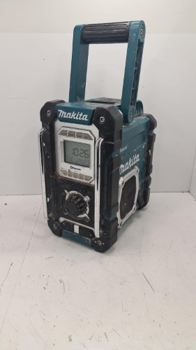 Makita sales dmr108 battery