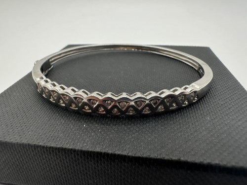 9ct Diamond Bangle White Gold Bangle for Second Hand
