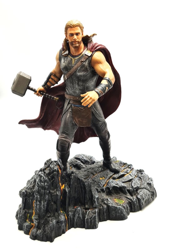 Marvel Gallery Thor Ragnarok Statue | 058700022210 | Cash Converters