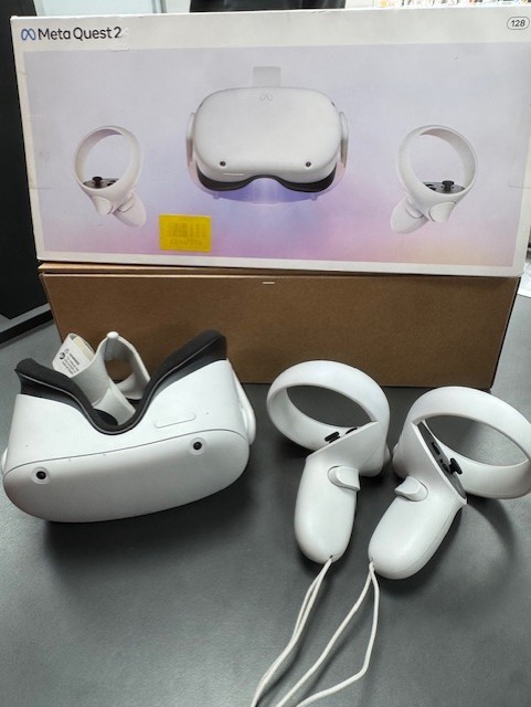 Quest 2 - 128GB Meta White for £119.99 Second Hand