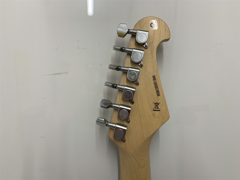 Redwood 6 String Electric Guitar Black | 038600333831 | Cash Converters
