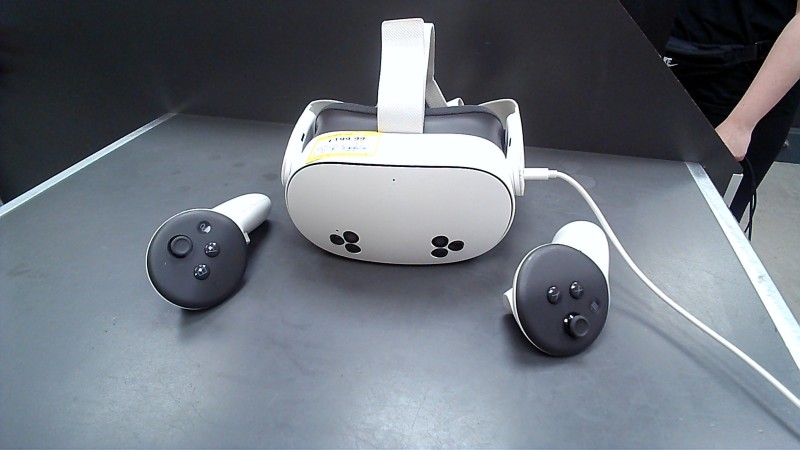 Meta Quest 2 128GB White for £119.99 Second Hand