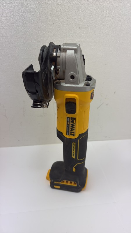 Dewalt Dcg407n Angle Grinder | 027600123435 | Cash Converters