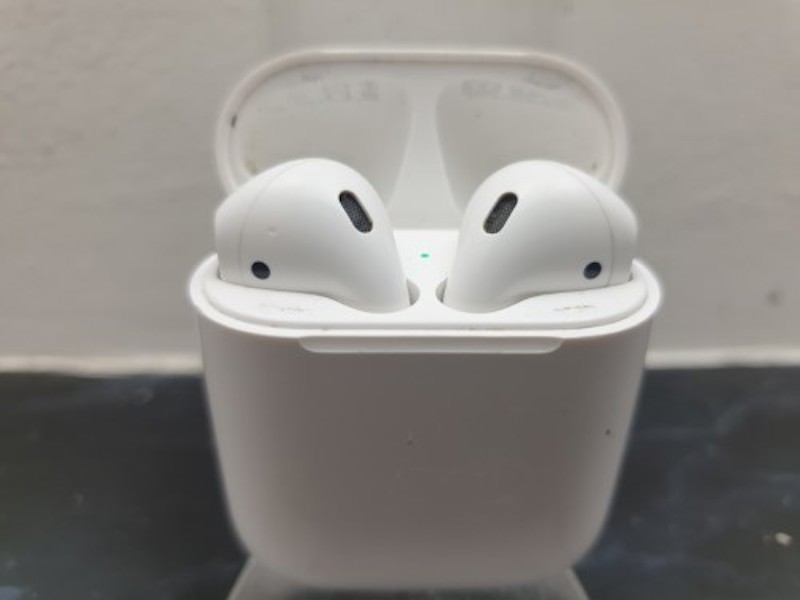 Apple Airpods 2nd Gen - Left & Right Headphones Quiet White