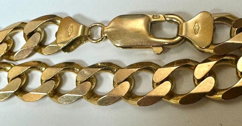 9ct Yellow Gold 25