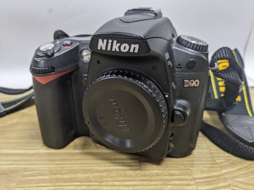 nikon d90 lens cover
