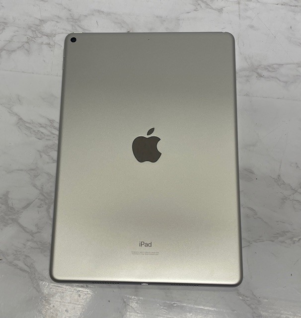 Apple iPad Air 3rd Gen A2152 64GB Silver | 049100363827 | Cash Converters