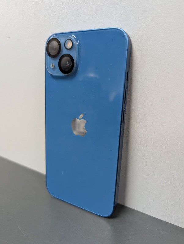 Apple iPhone 13 iPhone 13 256GB Blue for £299.99 Second Hand