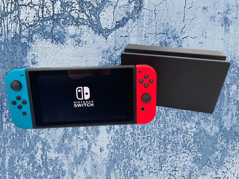 Nintendo Switch 32GB Black for £99.99 Second Hand