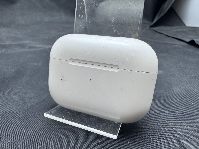 Apple Airpods Pro 2nd Generation Usb-C White for £79.99 Second Hand