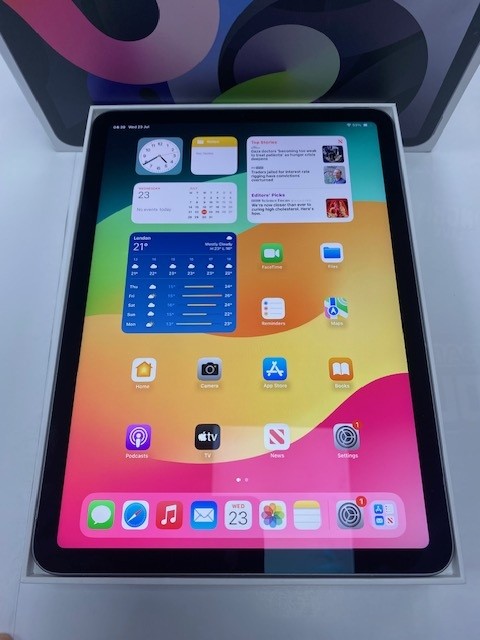 Apple iPad Air 4th Gen (A2316) 10.9