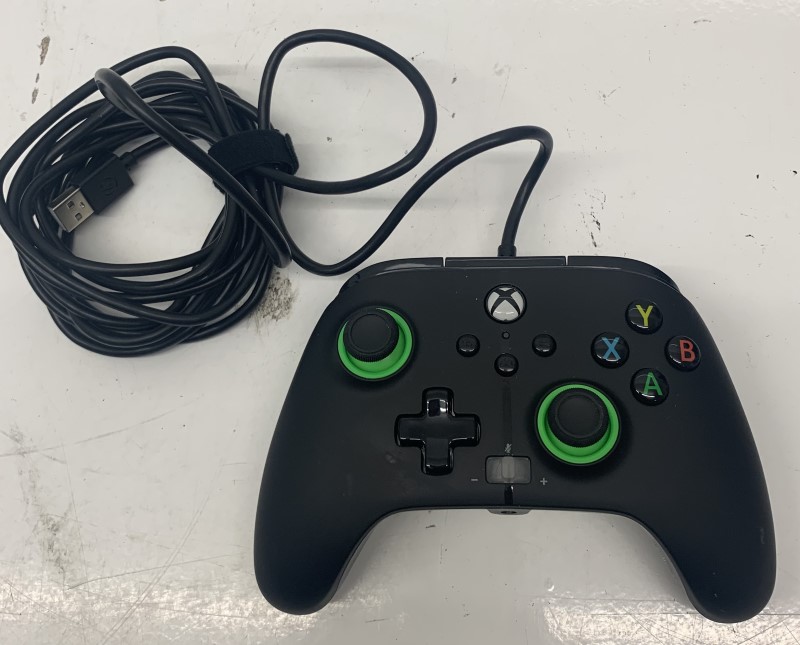 Shop Gaming Gaming Peripherals Game Controllers Xbox Controller