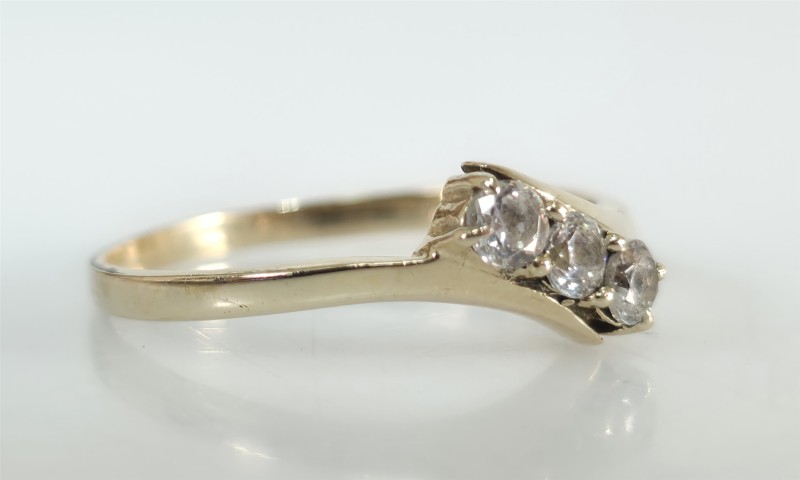 14Ct Yellow Gold Cubic Zirconia Trilogy Ring Ring With Stone Size S ...