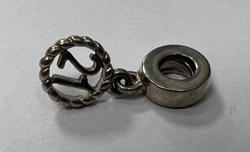 Pandora 21 charm discount