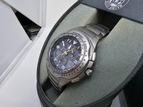Skyhawk titanium sales