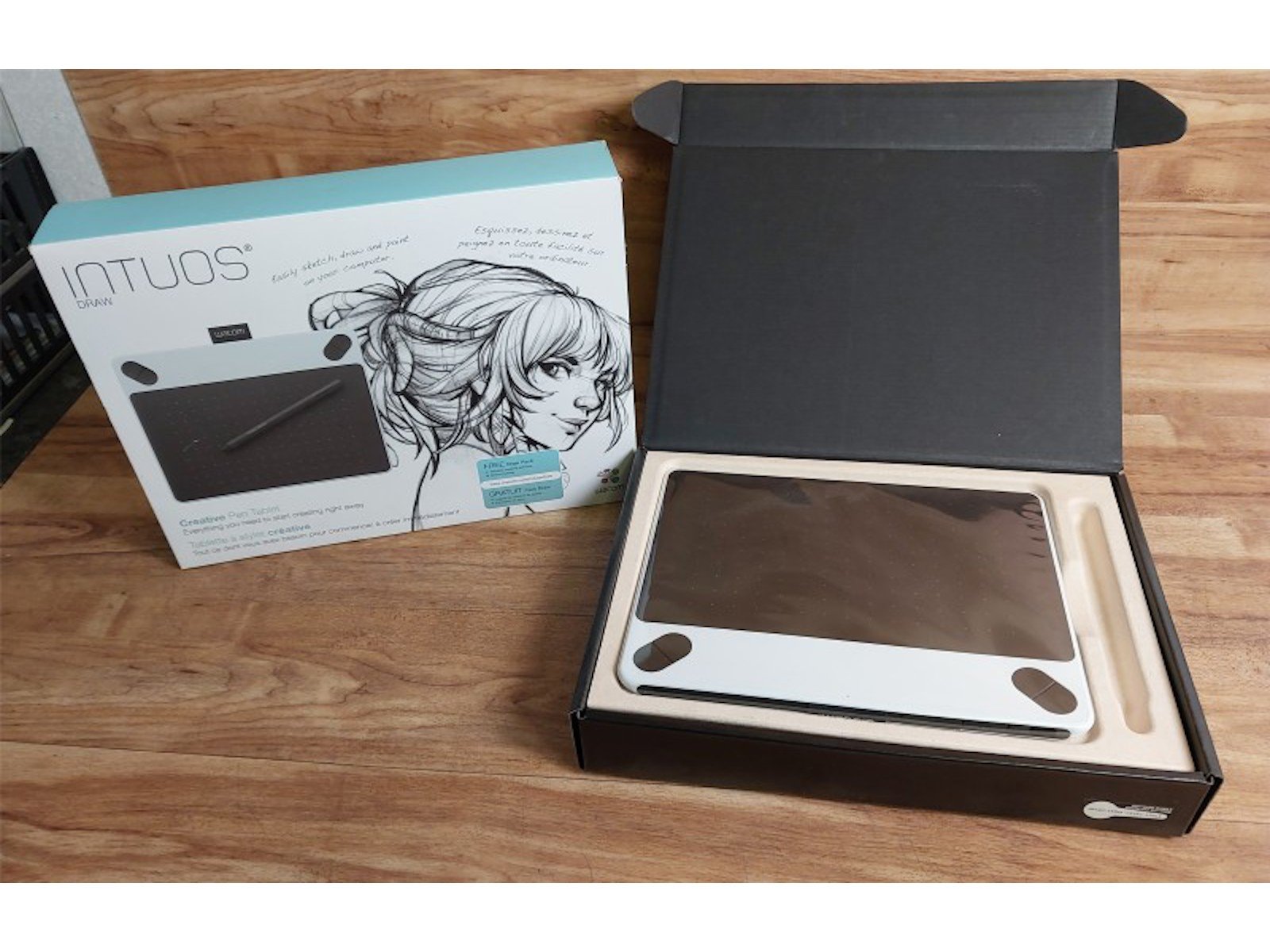 Intuos Draw Black | 048900247972 | Cash Converters