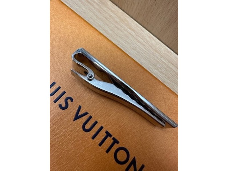 Louis Vuitton Silver, 047100107573