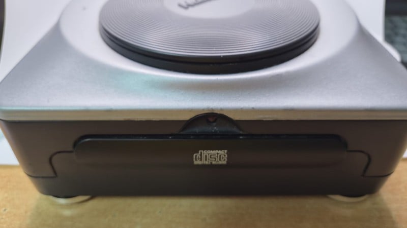 Numark Axis 4 CD Player Grey | 046600097005 | Cash Converters