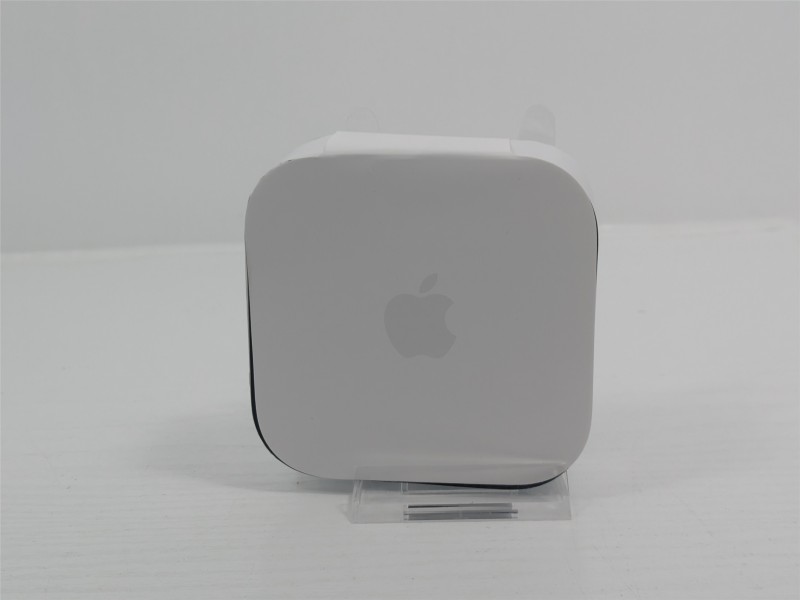 Apple Apple TV 4K | Wi-Fi + Ethernet Black for £154.99 Second
