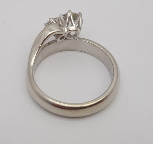 9ct Twin Diamond Ring White Gold Ladies Diamond Ring SizeM½ ...
