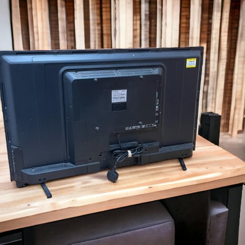 Technika 40" Inch Led Smart Android TV No Remote 40A23bFhd 40" Black