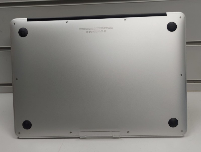 Apple Macbook Air (13-Inch, 2015) Intel Core i5 4GB 2015 Grey for