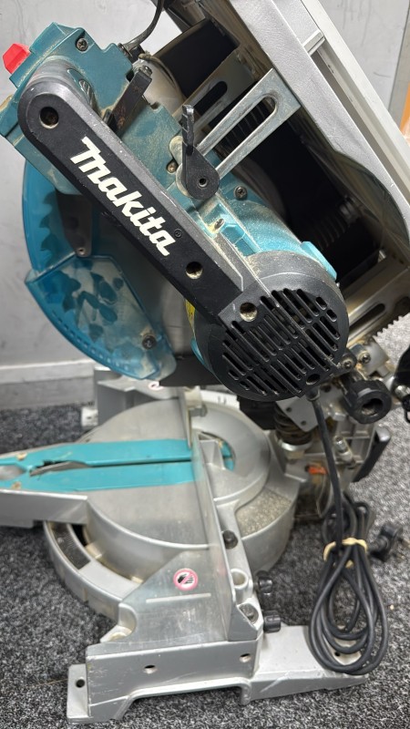 Makita Lh1201fl | 045800082677 | Cash Converters