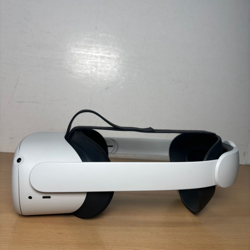 64GB Oculus Quest 2 for £109.99 Second Hand