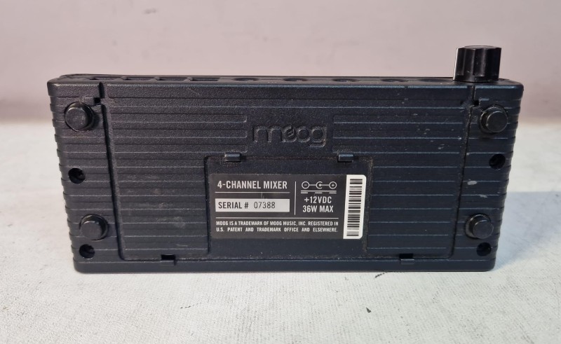 DJ Mixer Moog | 046300116235 | Cash Converters
