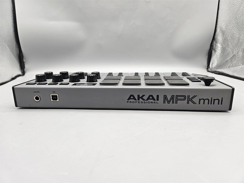 Akai Mpk Mini Gray Edition | 052700103268 | Cash Converters